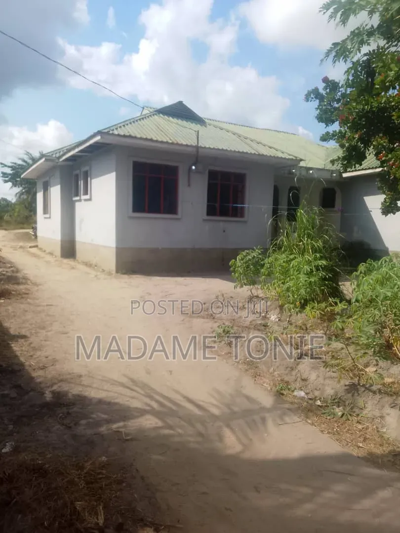 4bdrm House in Wankomange Com Ltd, Kigamboni for sale in Kigamboni