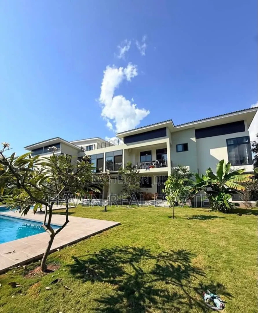 Furnished 1bdrm Apartment in Oyster Bay for rent in Oyster Bay