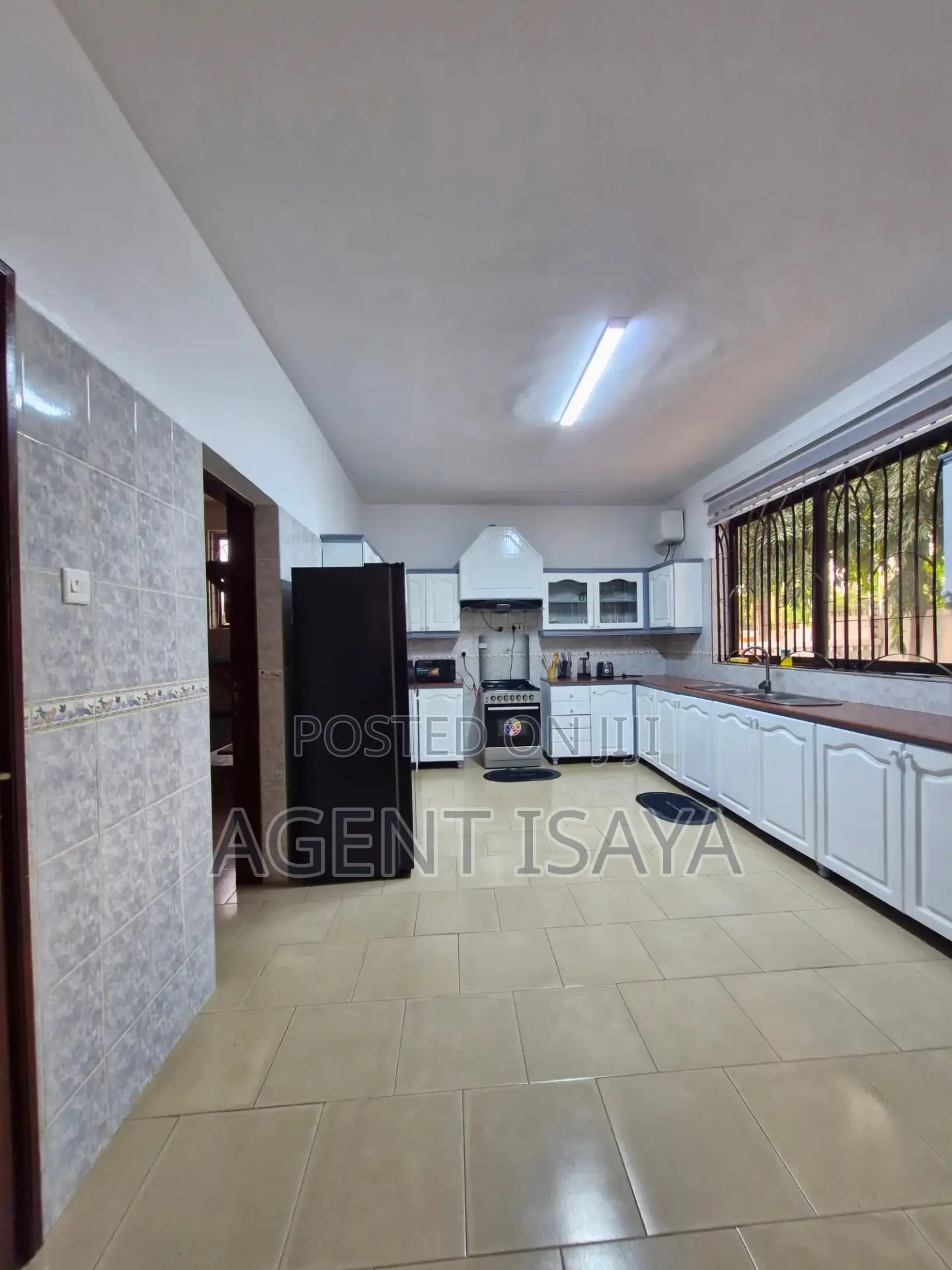 Furnished 4bdrm Apartment in Kawe for rent in Kawe