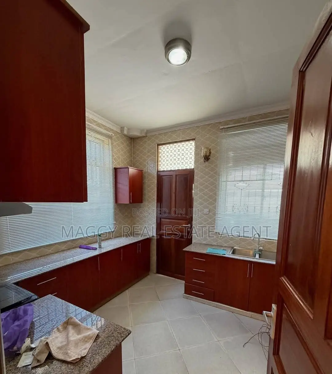 Furnished 4bdrm House in Tegeta Nyuki, Kunduchi for rent in Kunduchi
