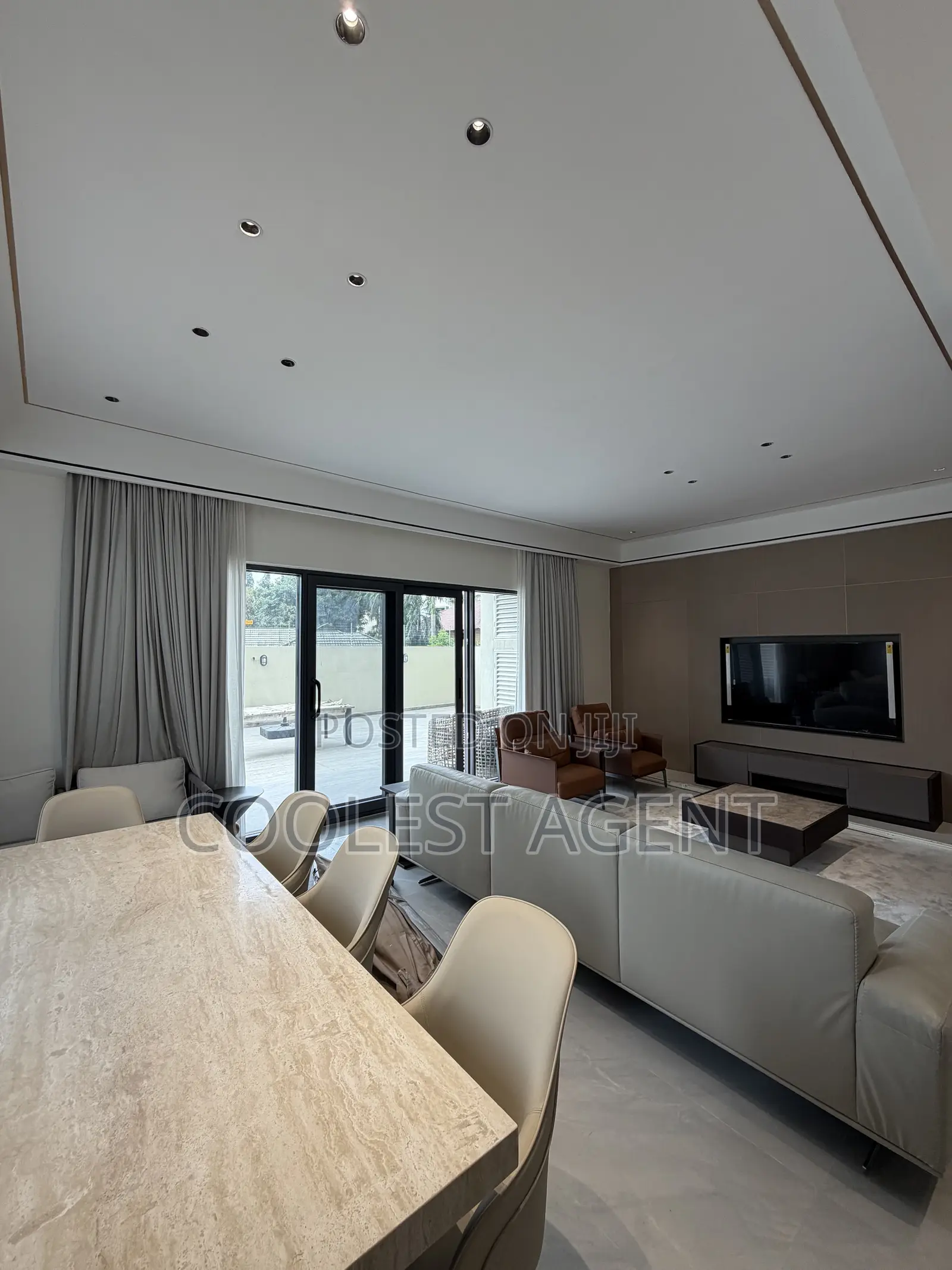 Furnished 3bdrm Apartment in Coolest Estate, Masaki for rent in Masaki
