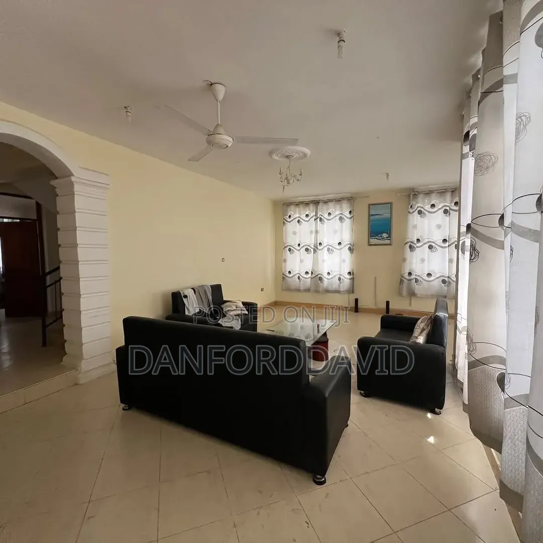 6bdrm House in Kahwa Real Estate, Mbweni for sale in Mbweni