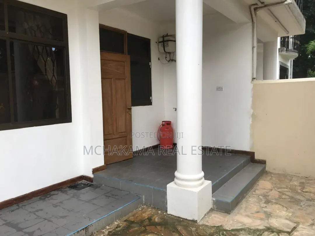 3bdrm Block of Flats in Mchakama Real Estate, Magomeni for sale in Magomeni