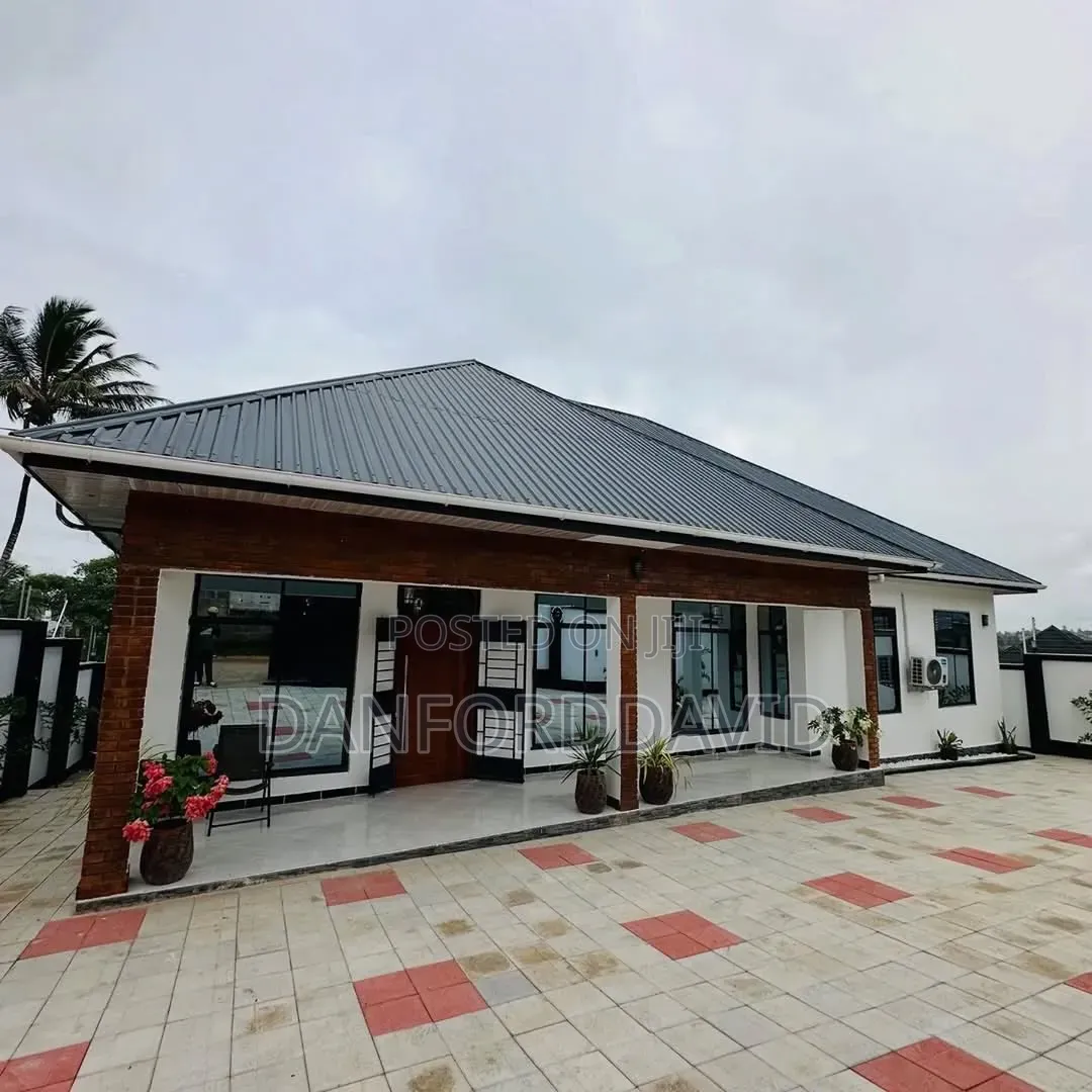 4bdrm House in Kahwa Real Estste, Goba for sale in Goba