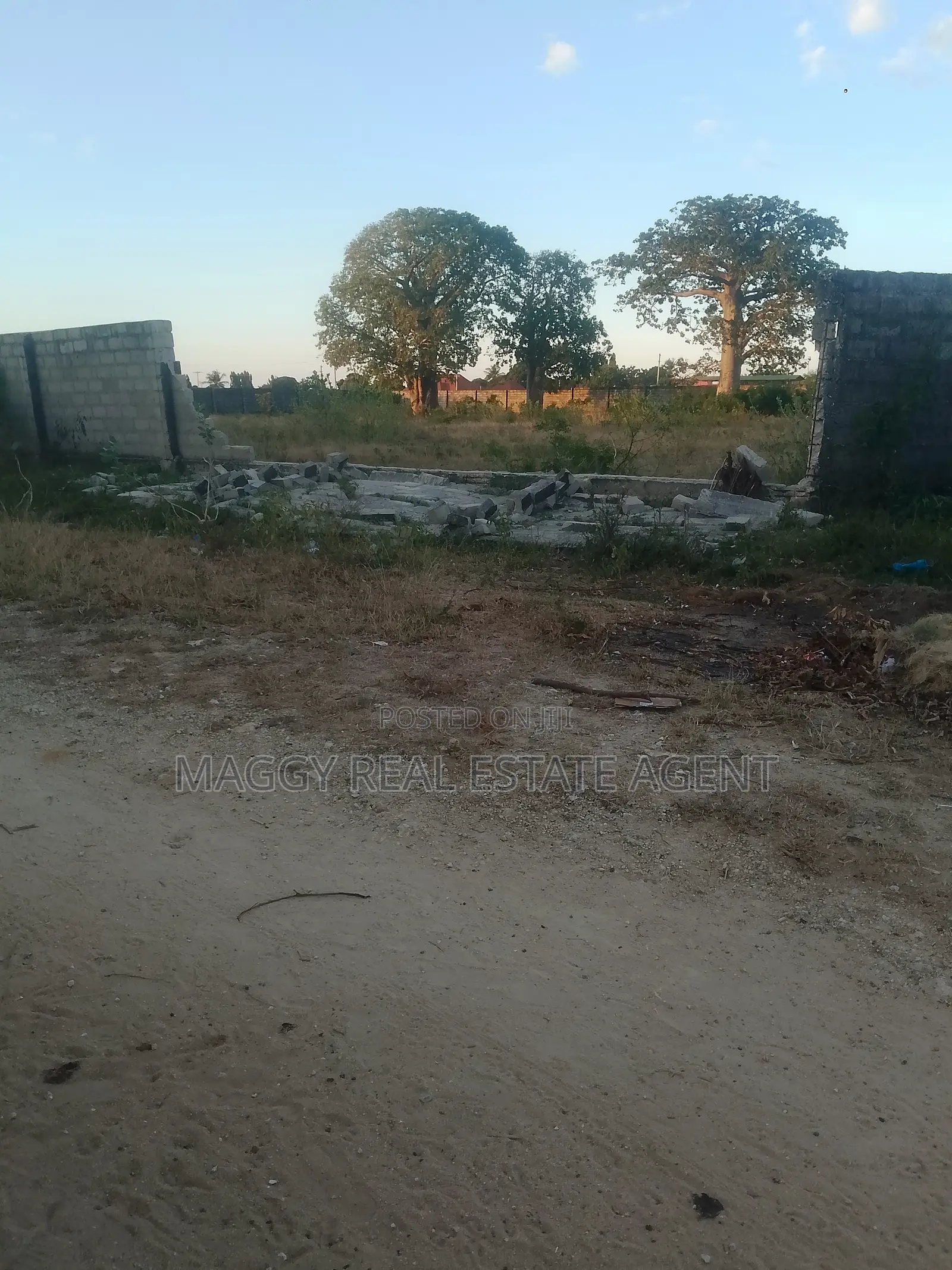 7000 SQMTS Plot for Sale, in Bunju Beach in Bunju