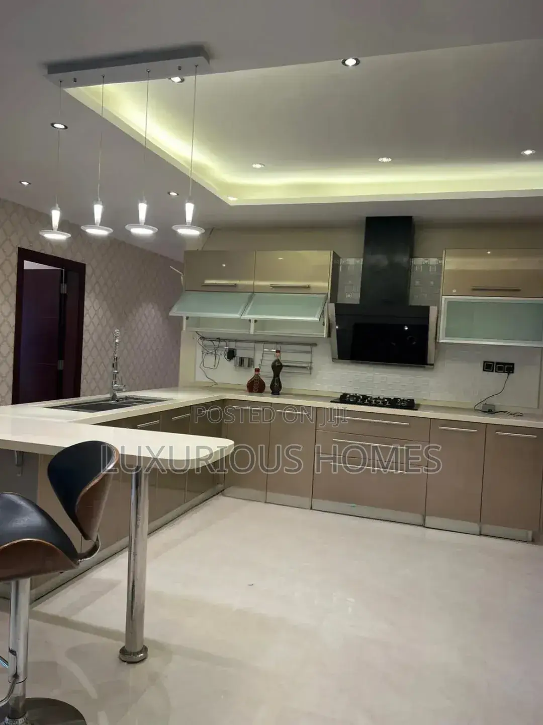 Furnished 4bdrm Apartment in Masaki for rent in Masaki