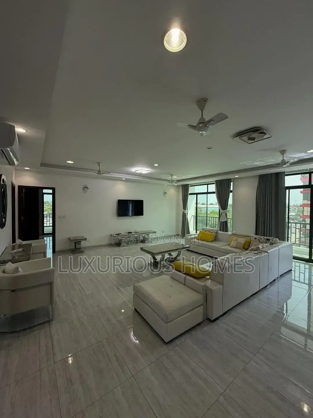 Furnished 3bdrm Apartment in Msasani for rent in Msasani