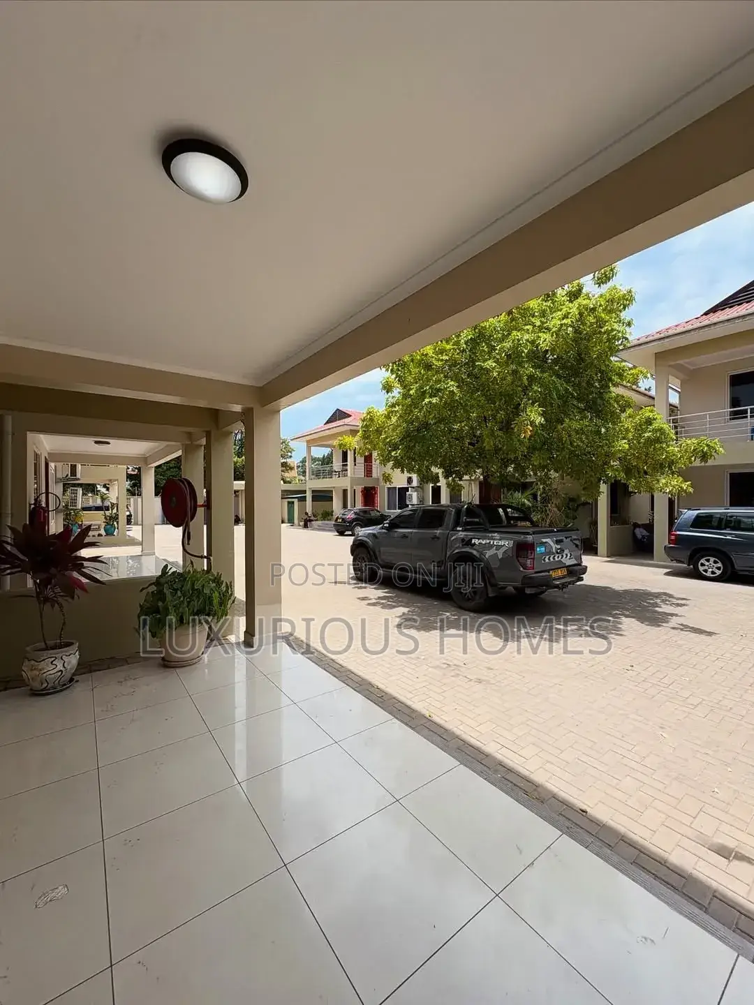 Furnished 4bdrm Villa in Oyster Bay for rent in Oyster Bay