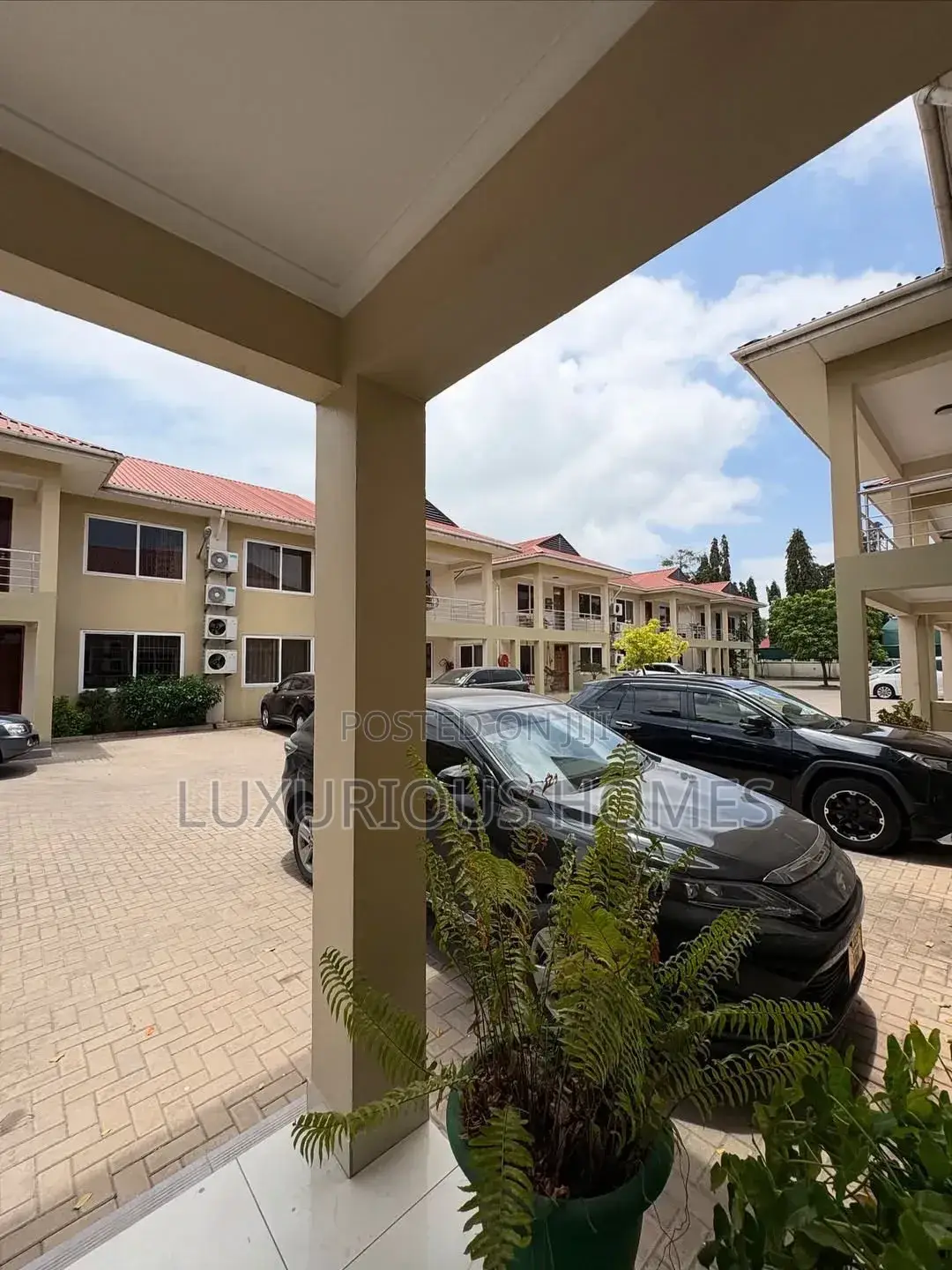 Furnished 4bdrm Villa in Oyster Bay for rent in Oyster Bay