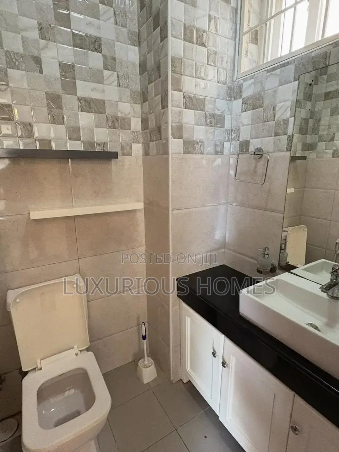 Furnished 4bdrm Villa in Oyster Bay for rent in Oyster Bay
