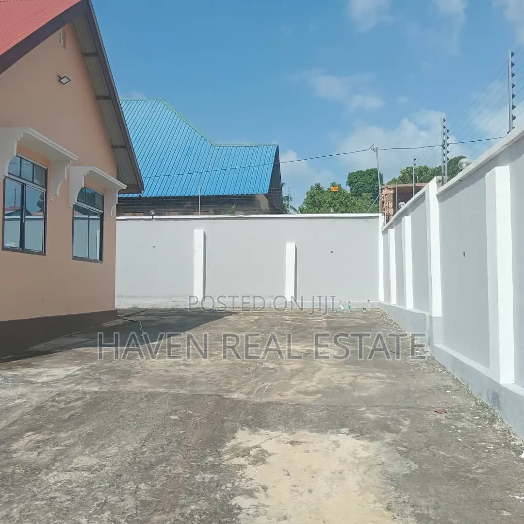 4bdrm House in Mjini for rent in Mjini