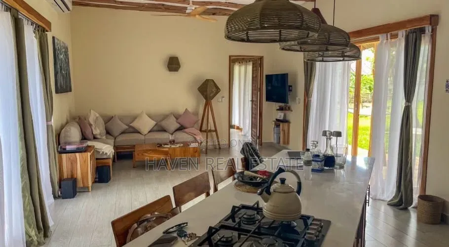 Furnished 2bdrm House in Kati for sale in Kati