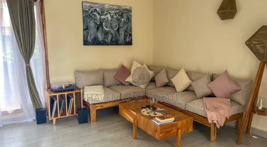 Furnished 2bdrm House in Kati for sale in Kati