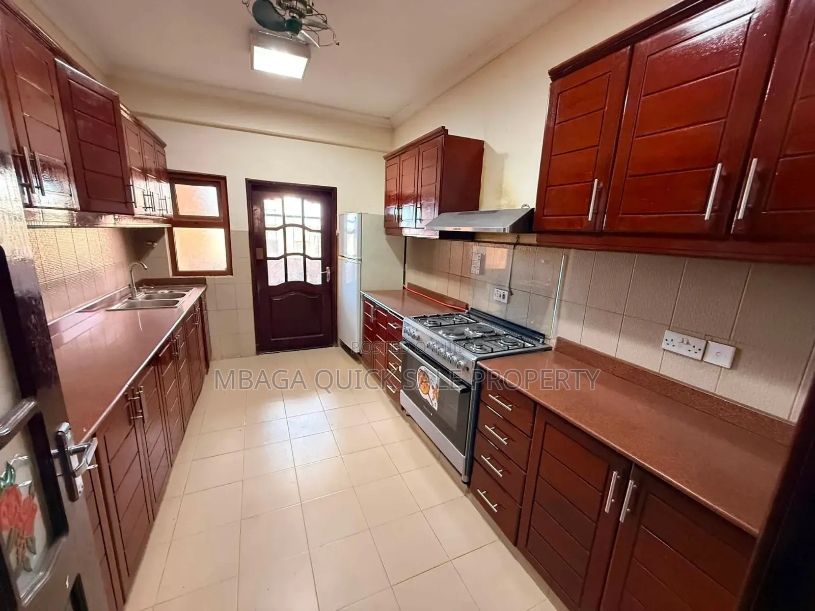 Furnished 4bdrm Apartment in Upanga West for rent in Upanga West