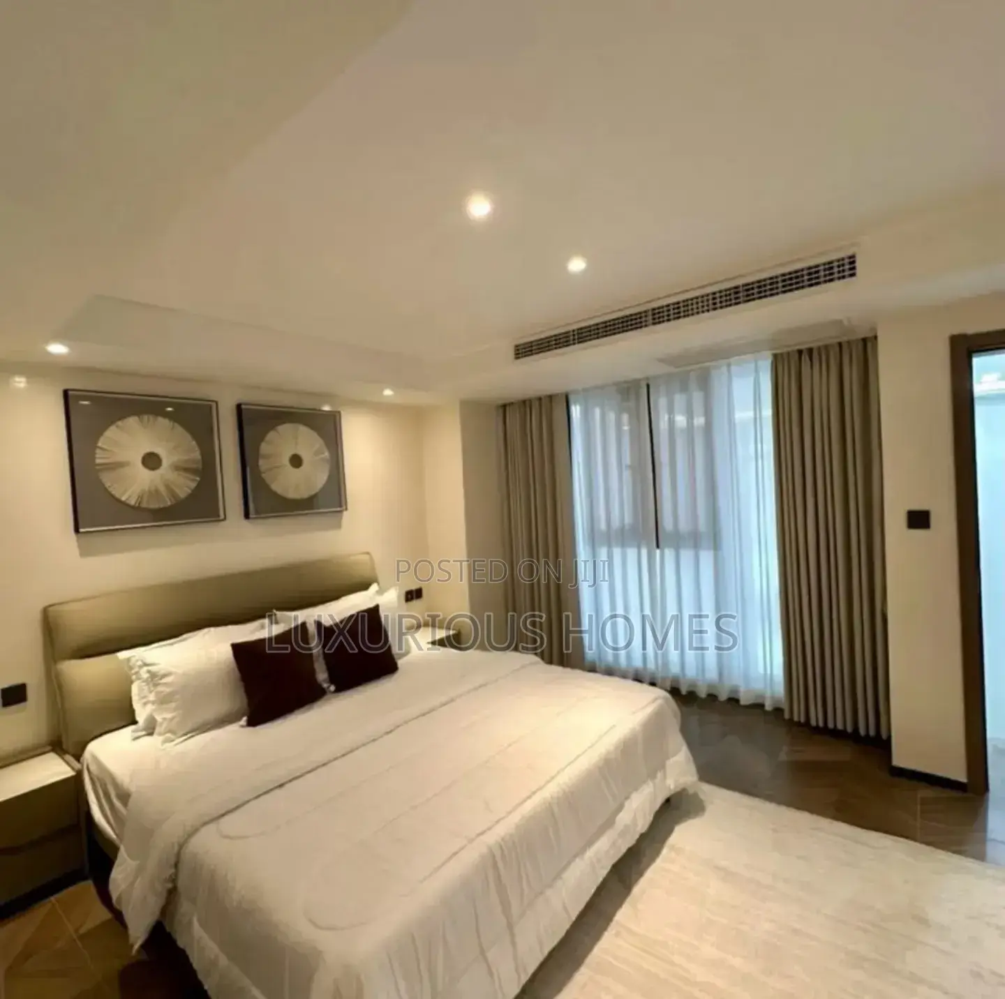 Furnished 2bdrm Apartment in Oyster Bay for sale in Oyster Bay