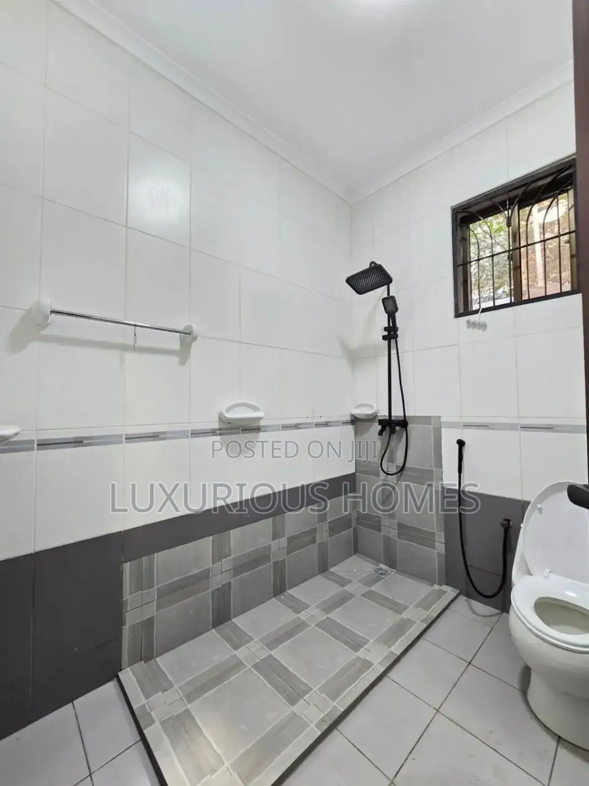 5bdrm House in Mbwen Malindi, Mbweni for sale in Mbweni