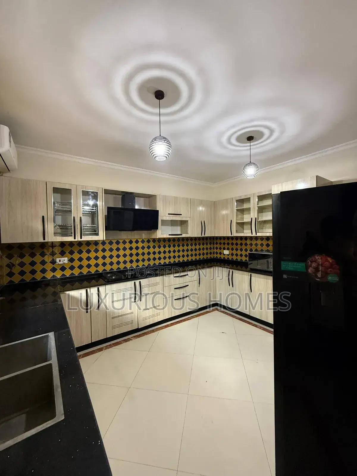Furnished 4bdrm Apartment in Ada Estate for rent in Ada Estate