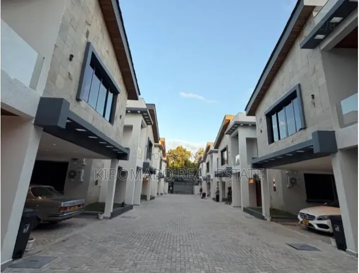 4bdrm Villa in Oyster Bay for rent in Oyster Bay