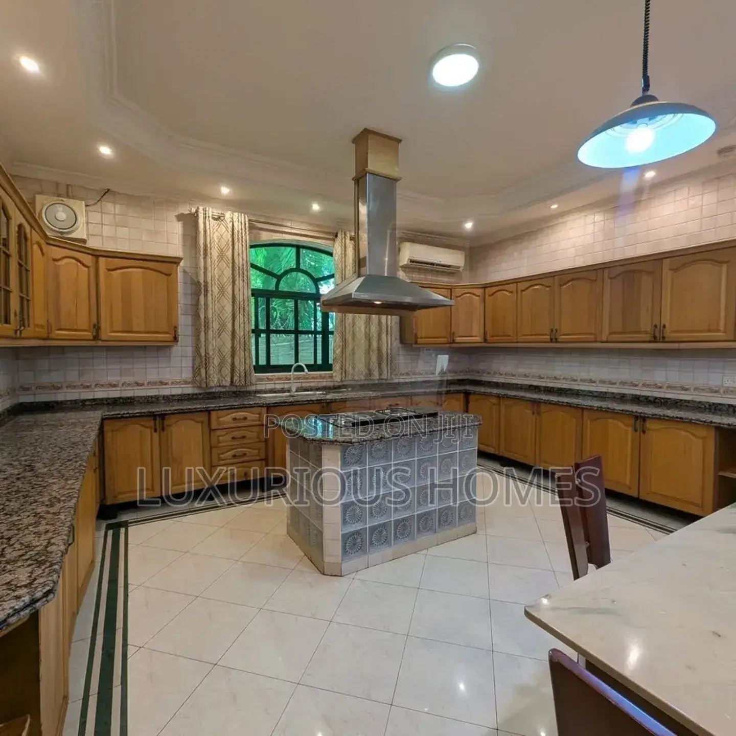 Furnished 4bdrm Villa in Masaki for rent in Masaki