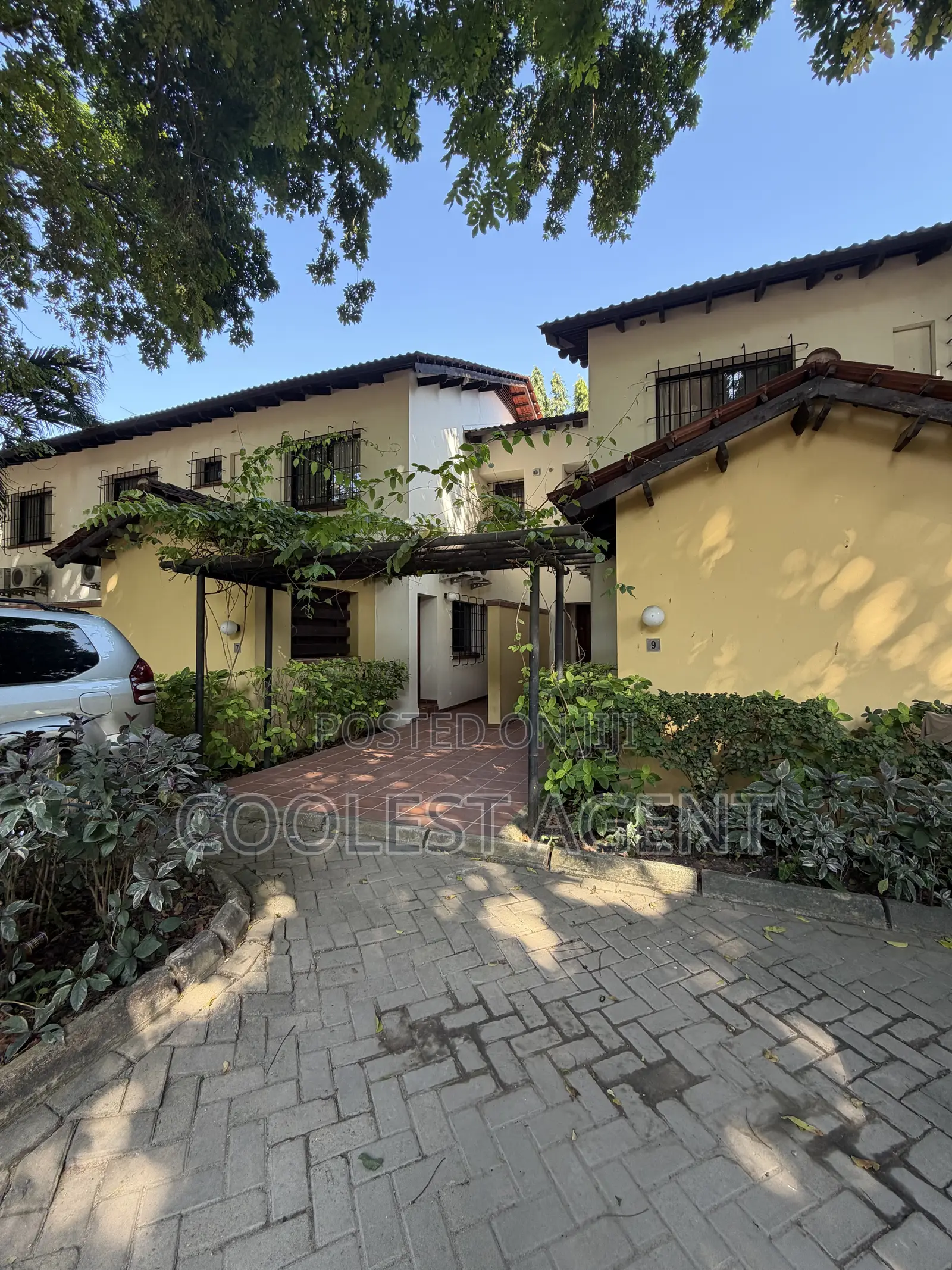 4bdrm Villa in Coolest Estate, Oyster Bay for rent in Oyster Bay
