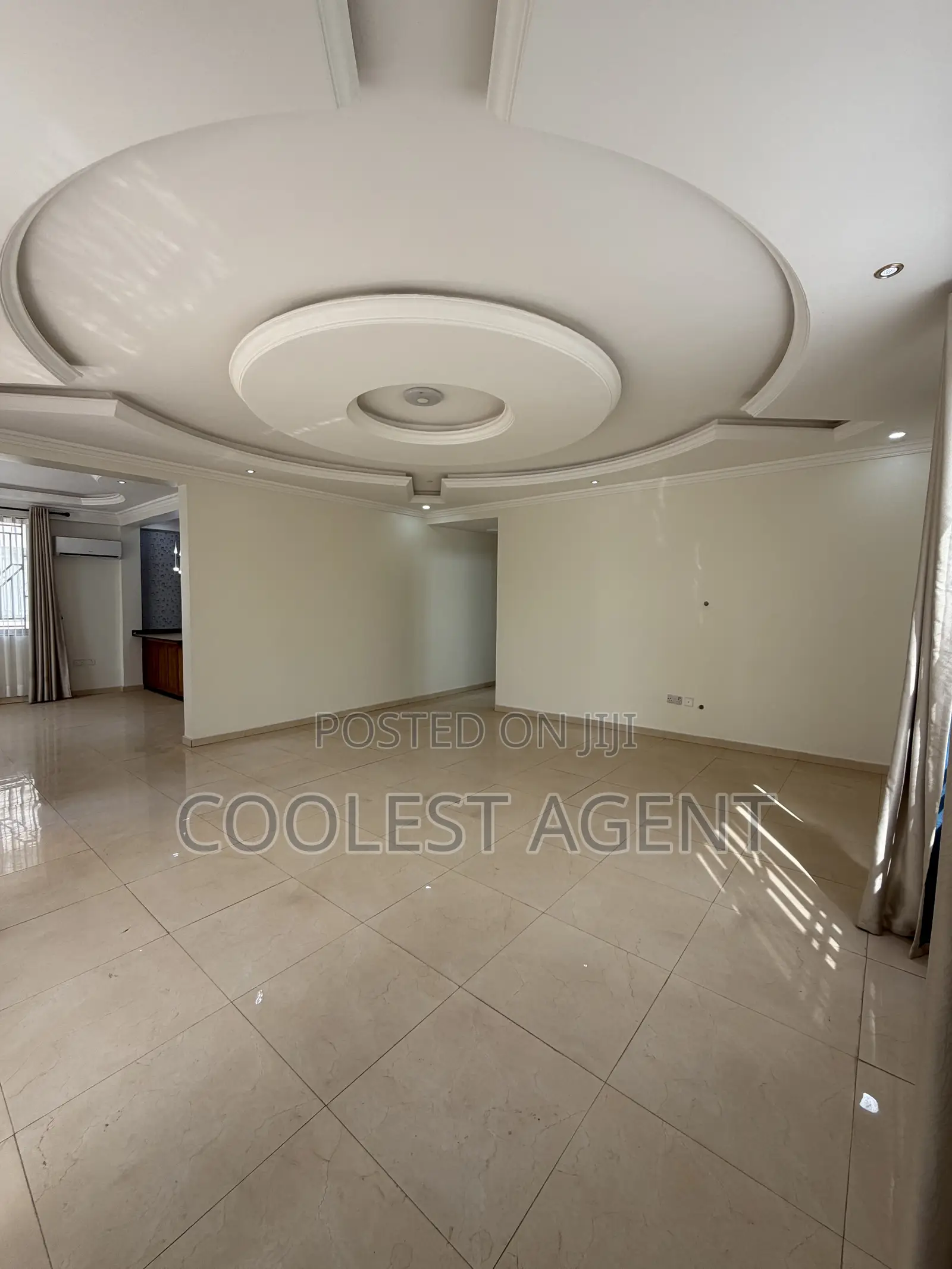 5bdrm Villa in Coolest Estate, Oyster Bay for rent in Oyster Bay