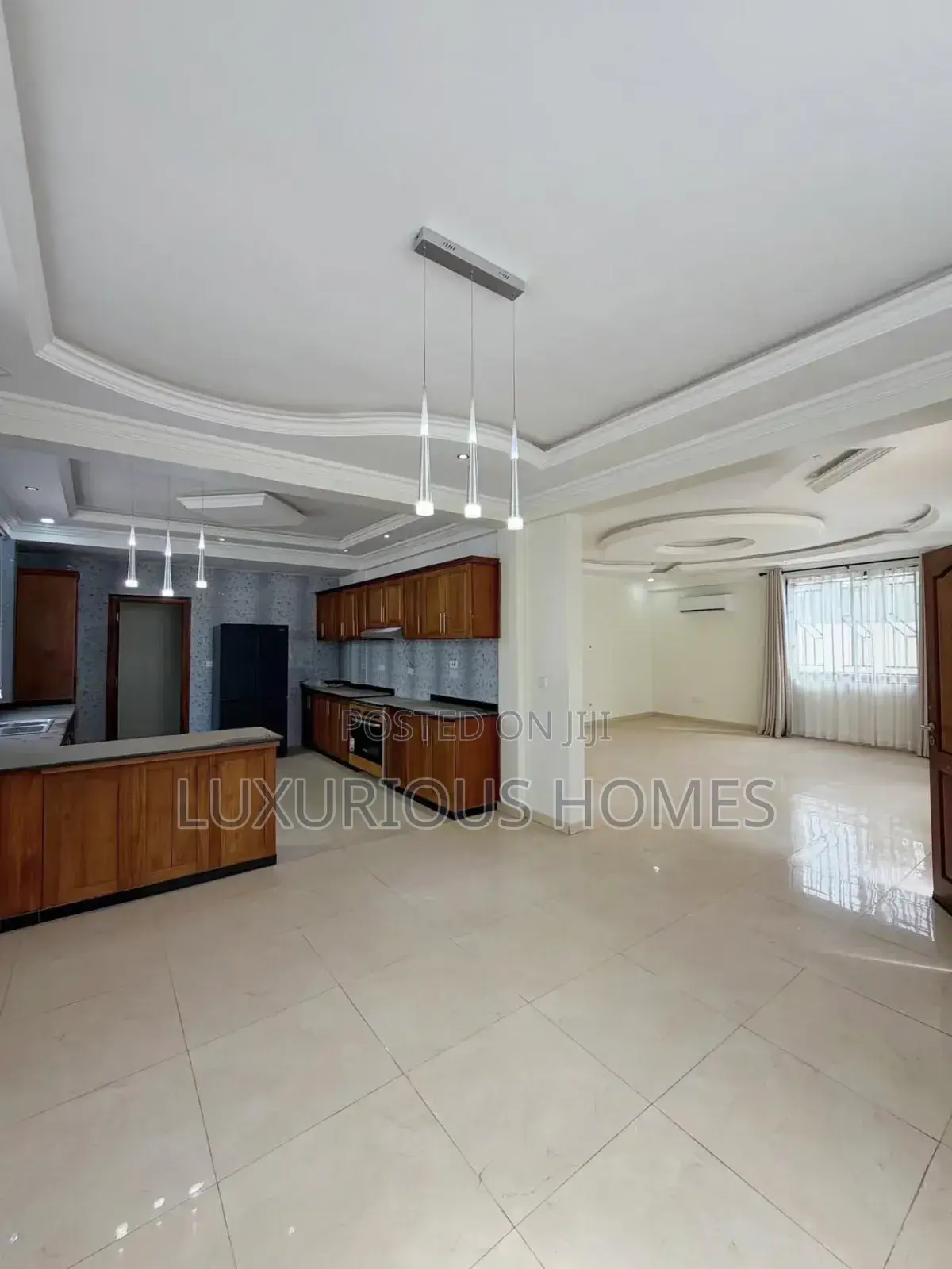 5bdrm Villa in Oyster Bay for rent in Oyster Bay