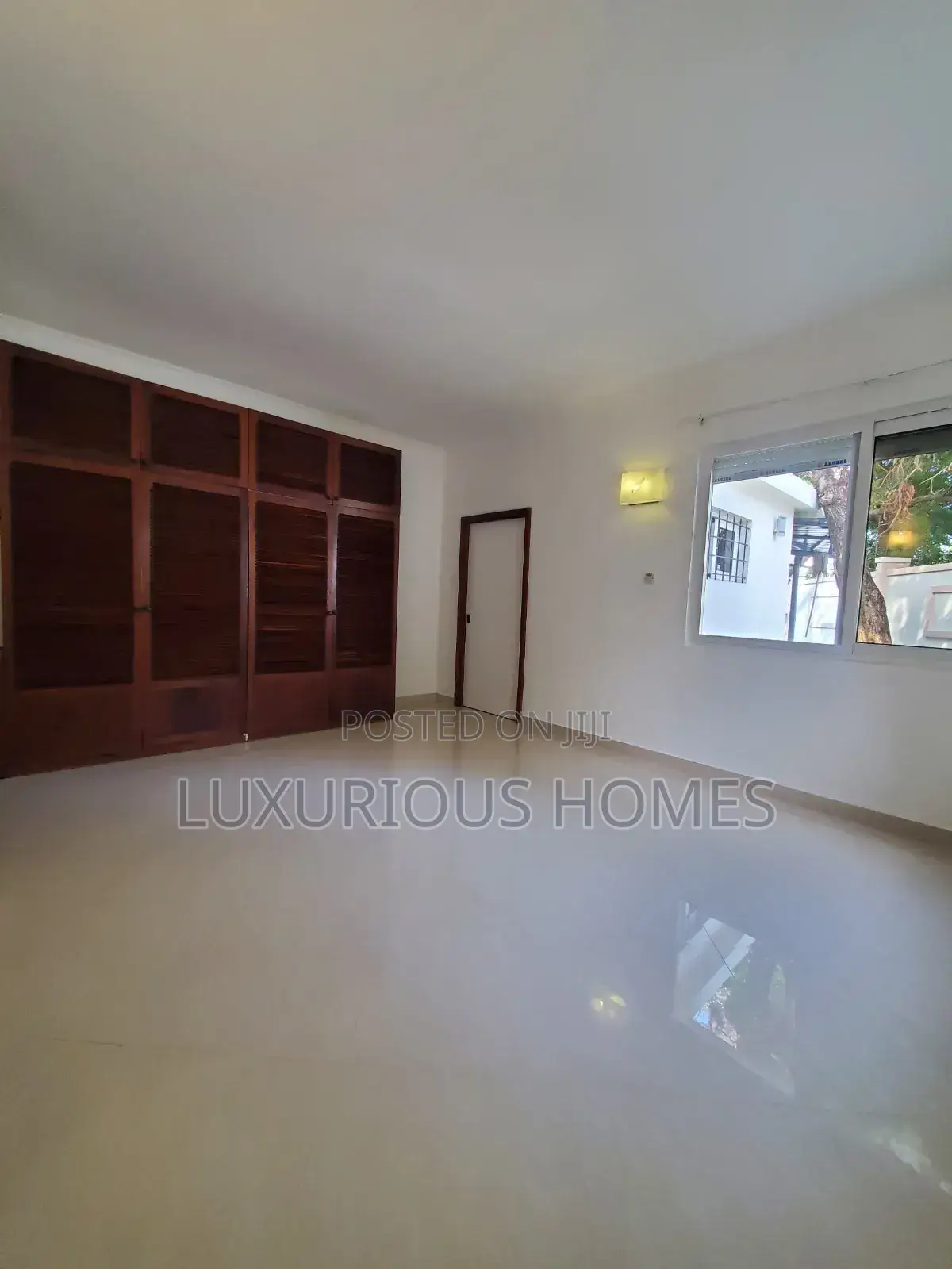 3bdrm Apartment in Masaki for rent in Masaki