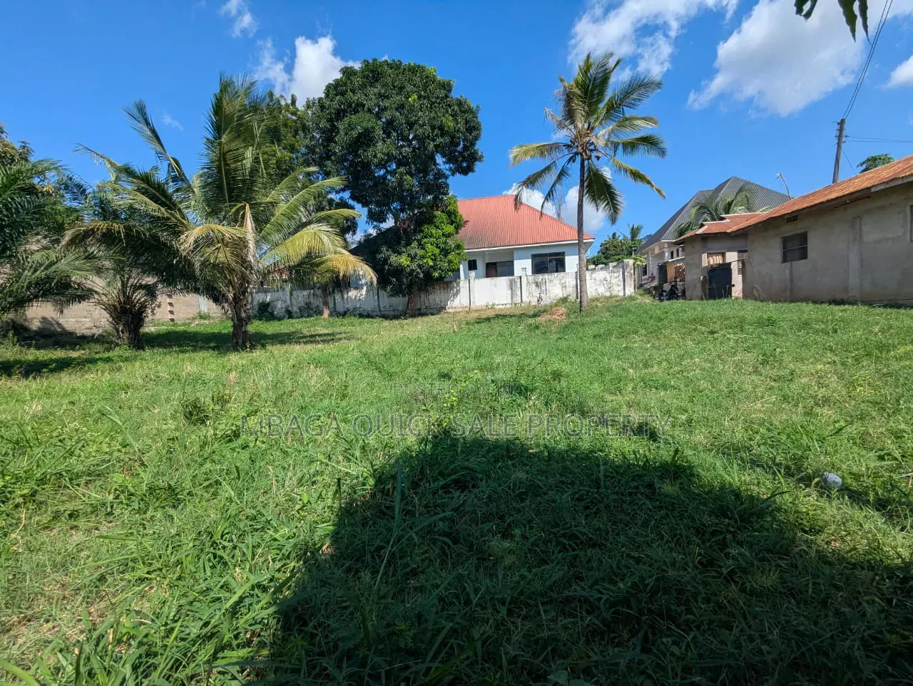 Plot Area SQM 860 for Sale at Mbezi Mwisho in Mbezi Beach