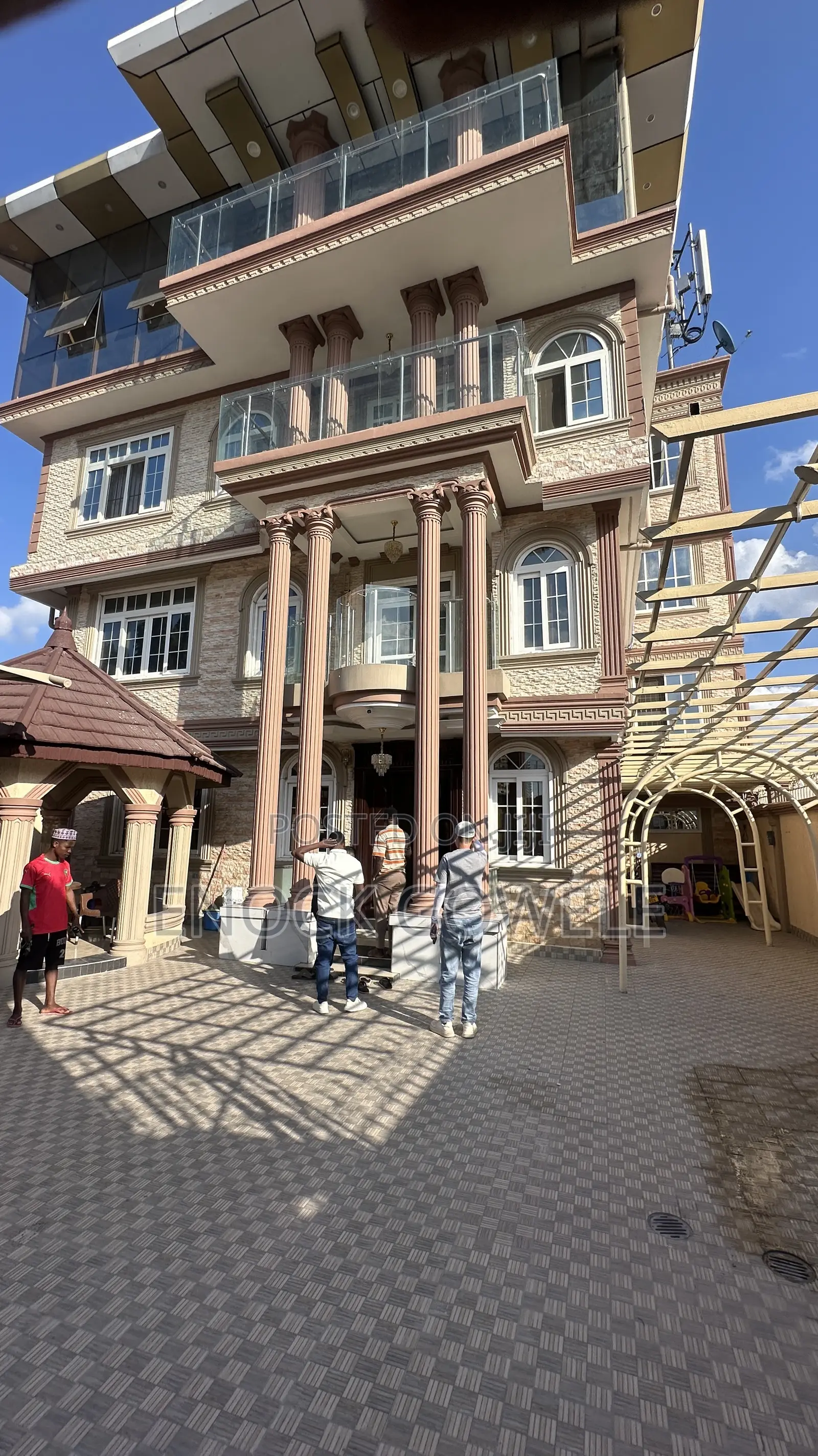 12bdrm House in Biafra, Kinondoni for rent in Kinondoni