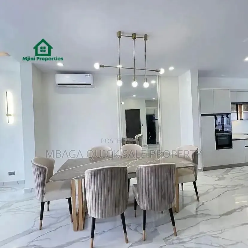Furnished 5bdrm House in Oyster Bay for sale in Oyster Bay