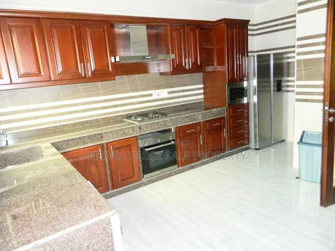 Furnished 3bdrm Apartment in Masaki for rent in Masaki