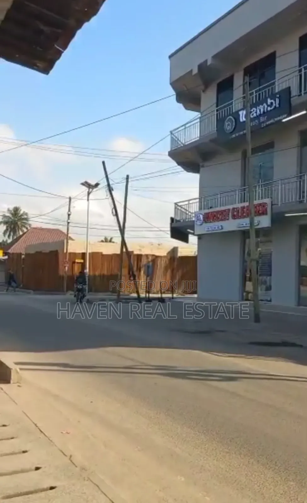 Plot Inauzwa Makumbusho in Kijitonyama