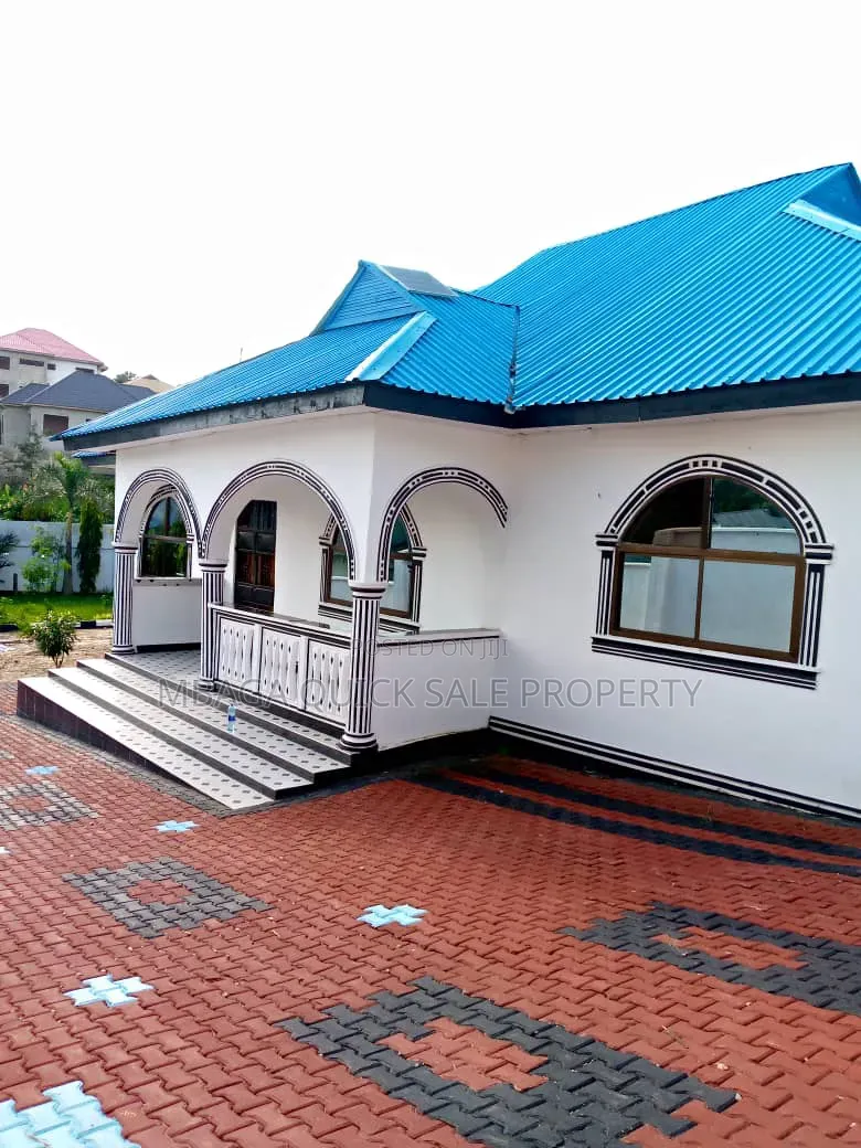 Furnished 3bdrm House in Salasala, Mbezi for sale in Mbezi