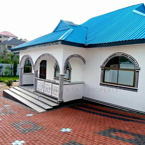 Furnished 3bdrm House in Salasala, Mbezi for sale in Mbezi