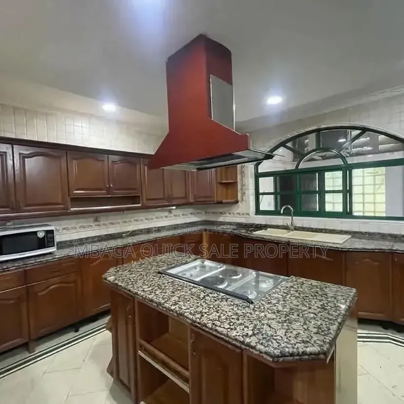 Furnished 4bdrm House in Masaki for rent in Masaki