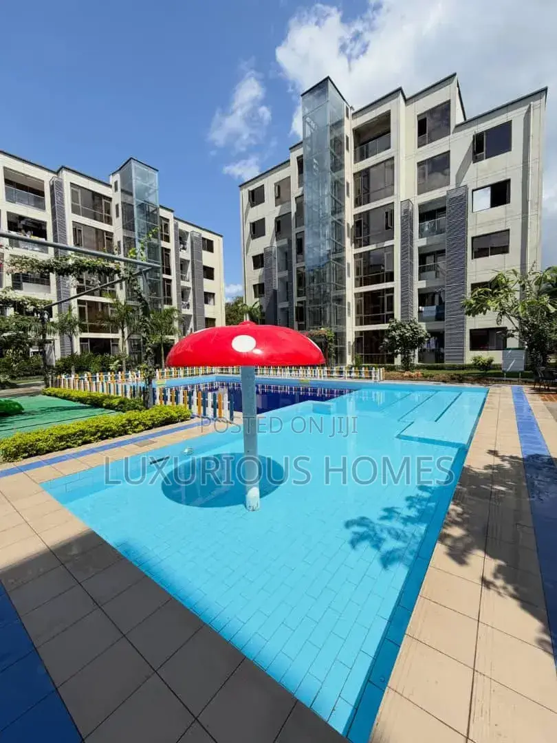 Furnished 3bdrm Apartment in Oyster Bay for sale in Oyster Bay
