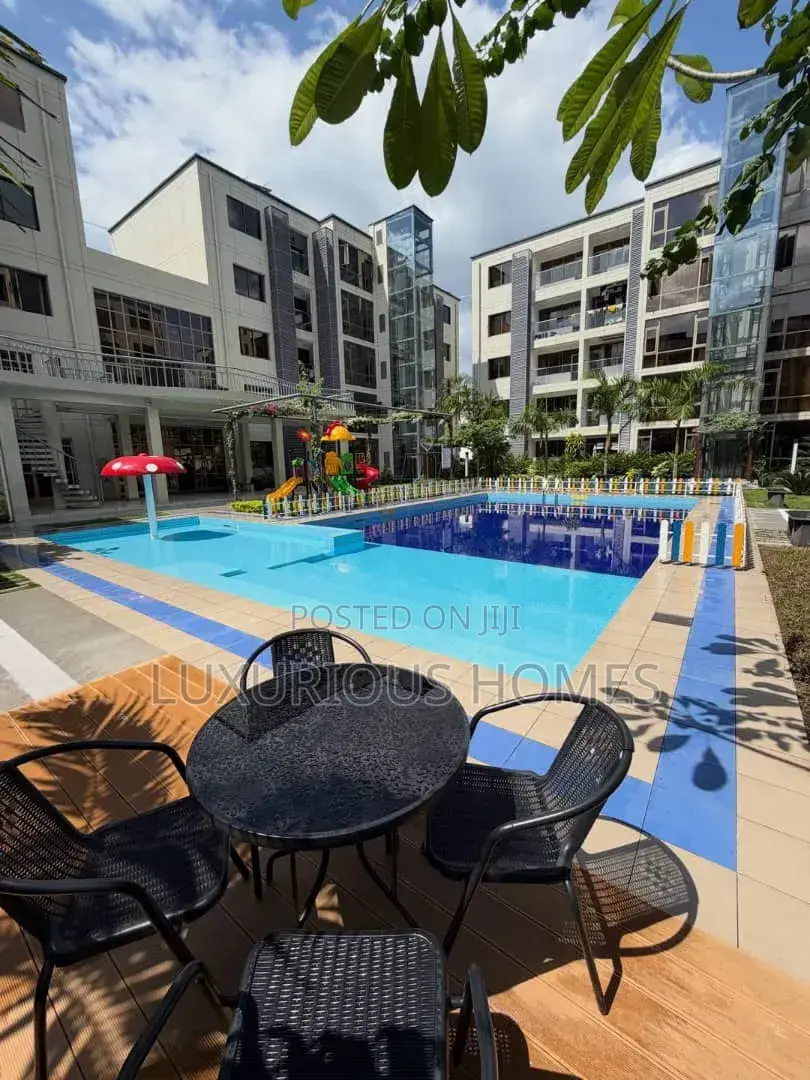 Furnished 3bdrm Apartment in Oyster Bay for sale in Oyster Bay