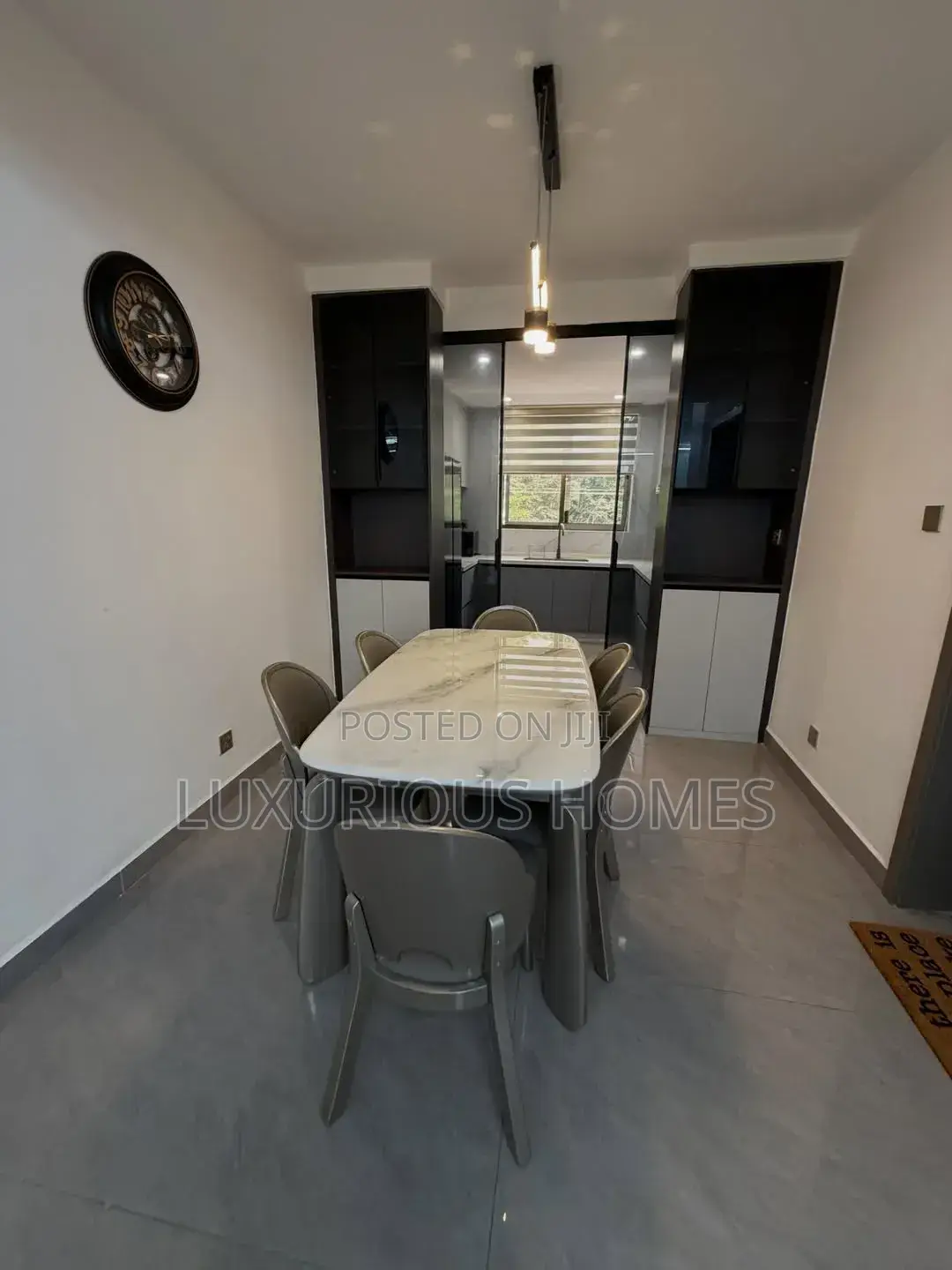 Furnished 3bdrm Apartment in Oyster Bay for sale in Oyster Bay