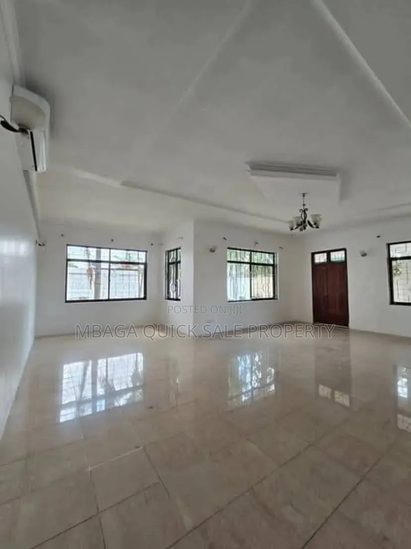 4bdrm House in Mbezi Beach, Masaki for rent in Masaki