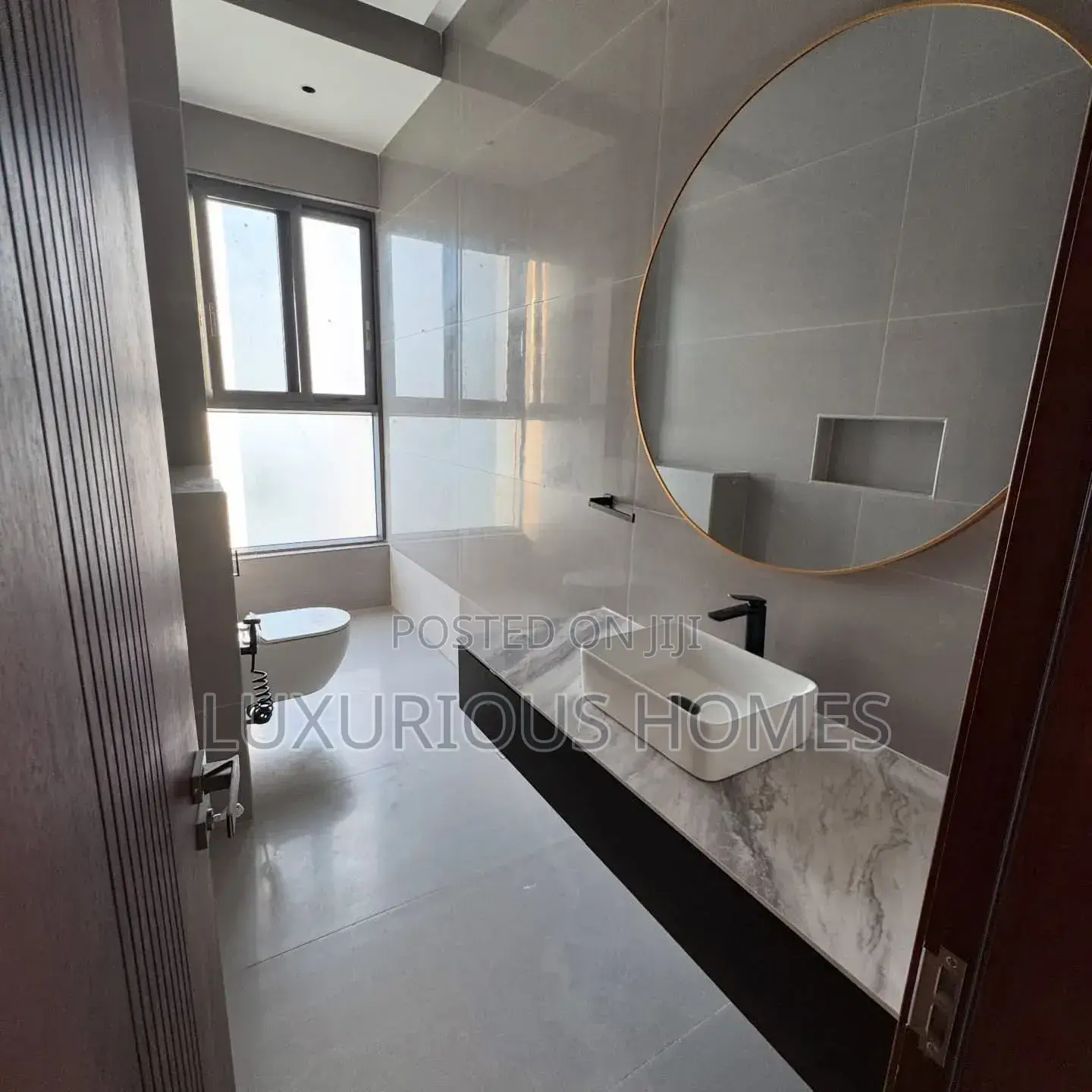 3bdrm Apartment in Mbezibeach for rent in Mbezi Beach