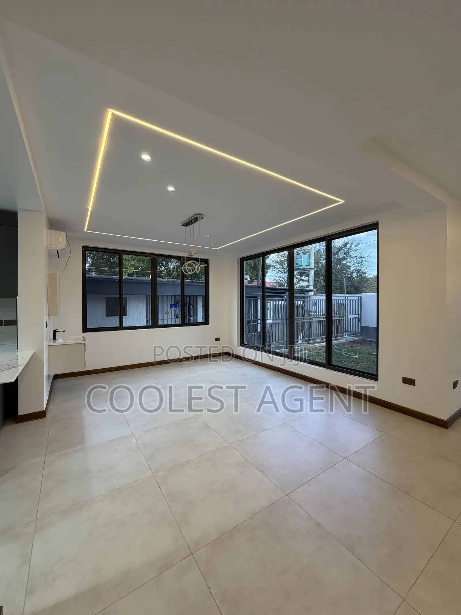 Furnished 4bdrm Villa in Coolest Estate, Masaki for rent in Masaki