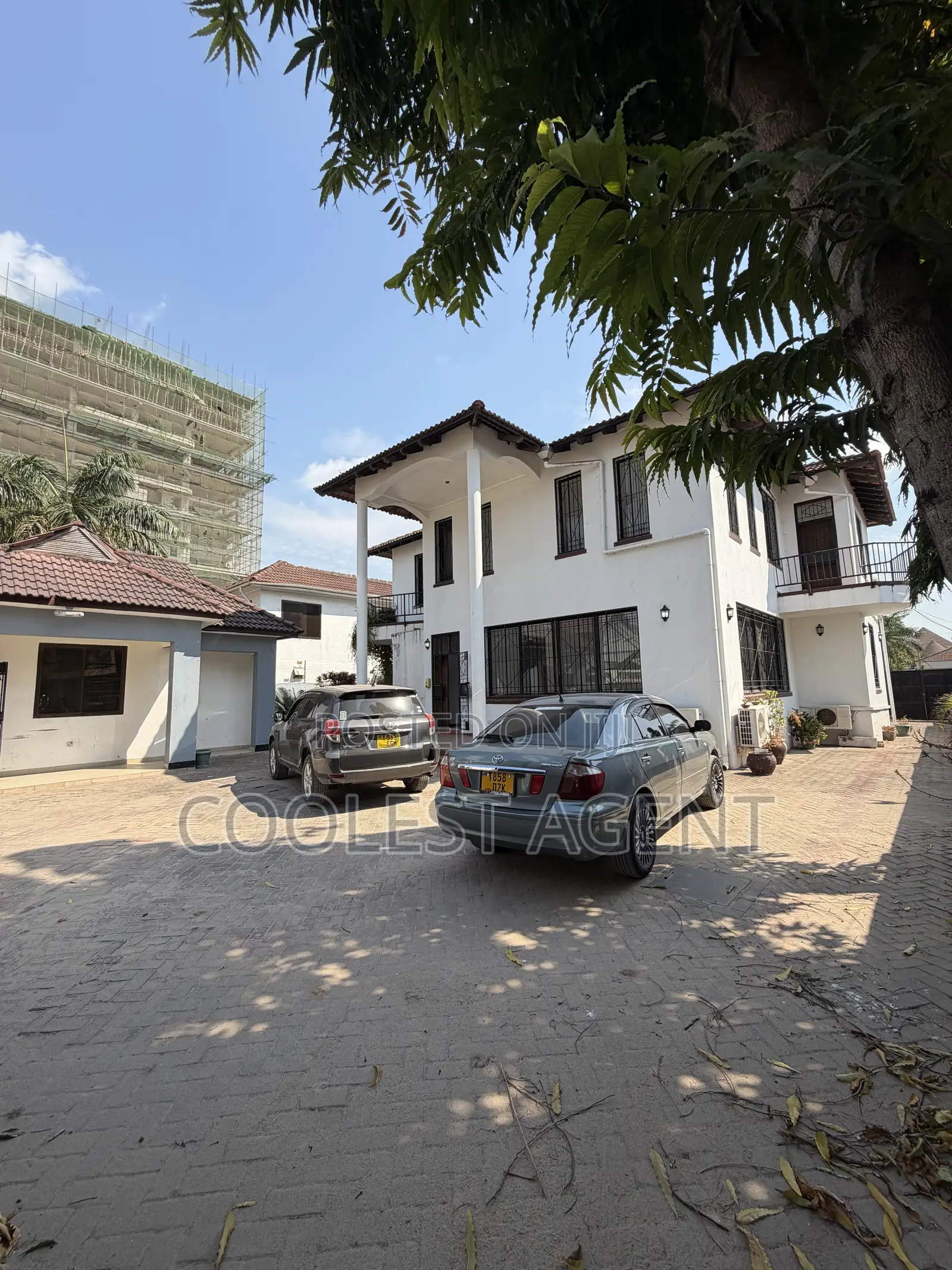 6bdrm Duplex in Coolest Estate, Masaki for rent in Masaki