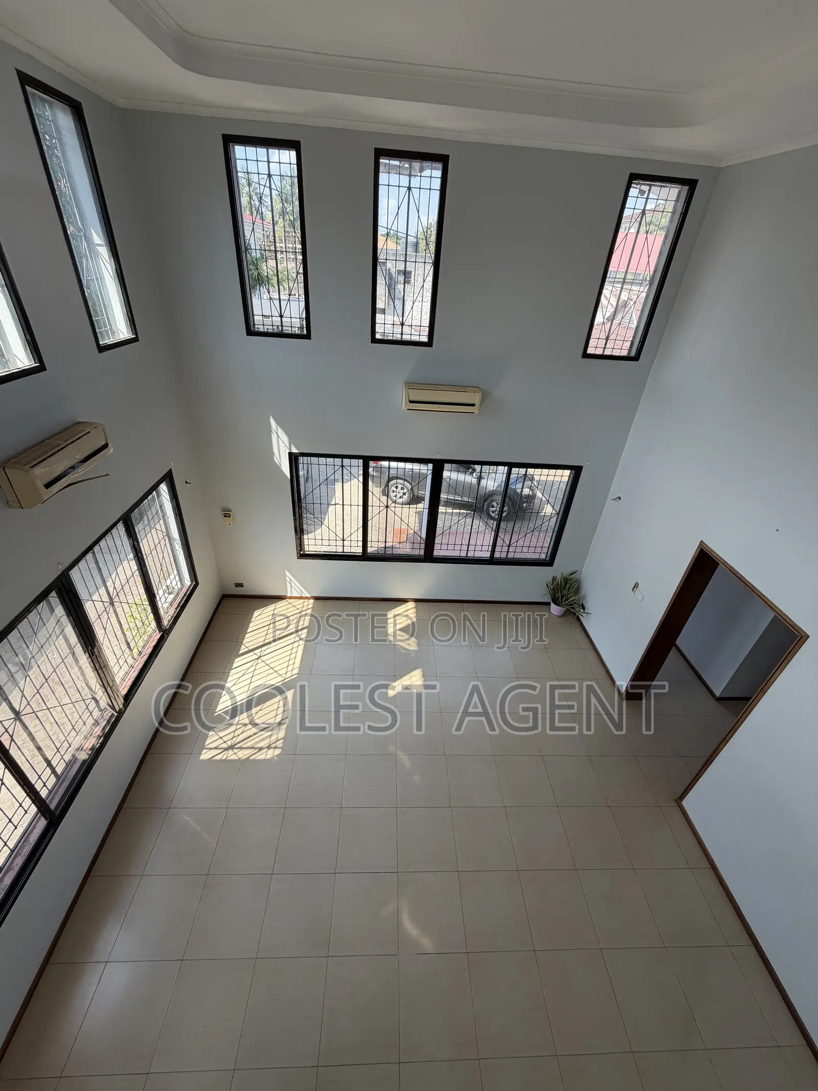 6bdrm Duplex in Coolest Estate, Masaki for rent in Masaki