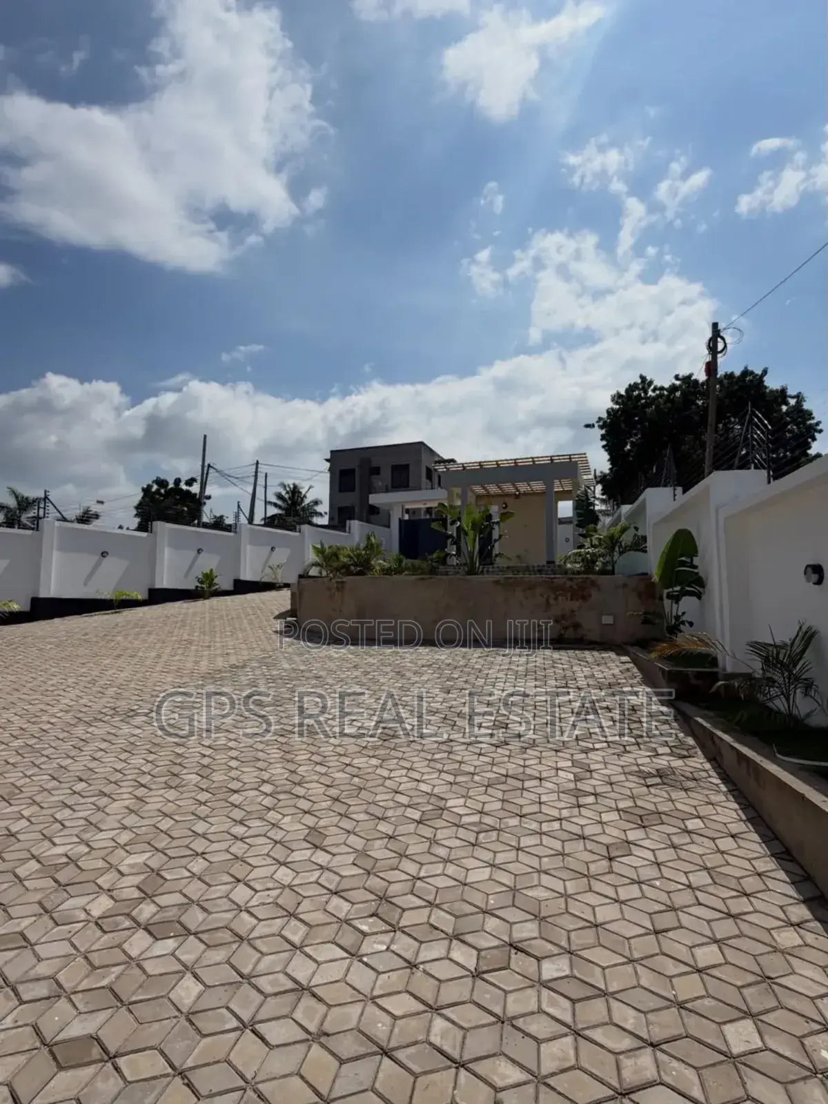 4bdrm House in Goba Center, Kinondoni for sale in Kinondoni