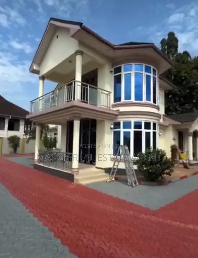 5bdrm House in Salasala Uzunguni, Kunduchi for rent in Kunduchi