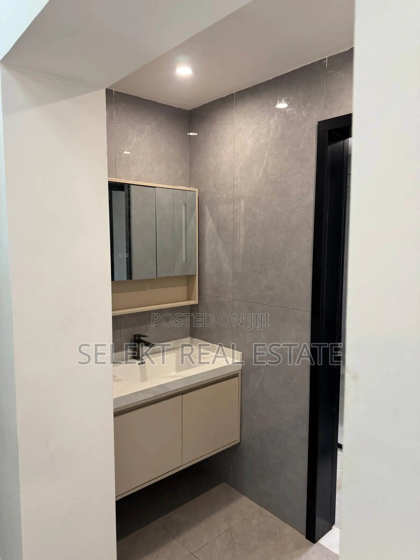 Furnished 3bdrm Apartment in Oyster Bay for rent in Oyster Bay