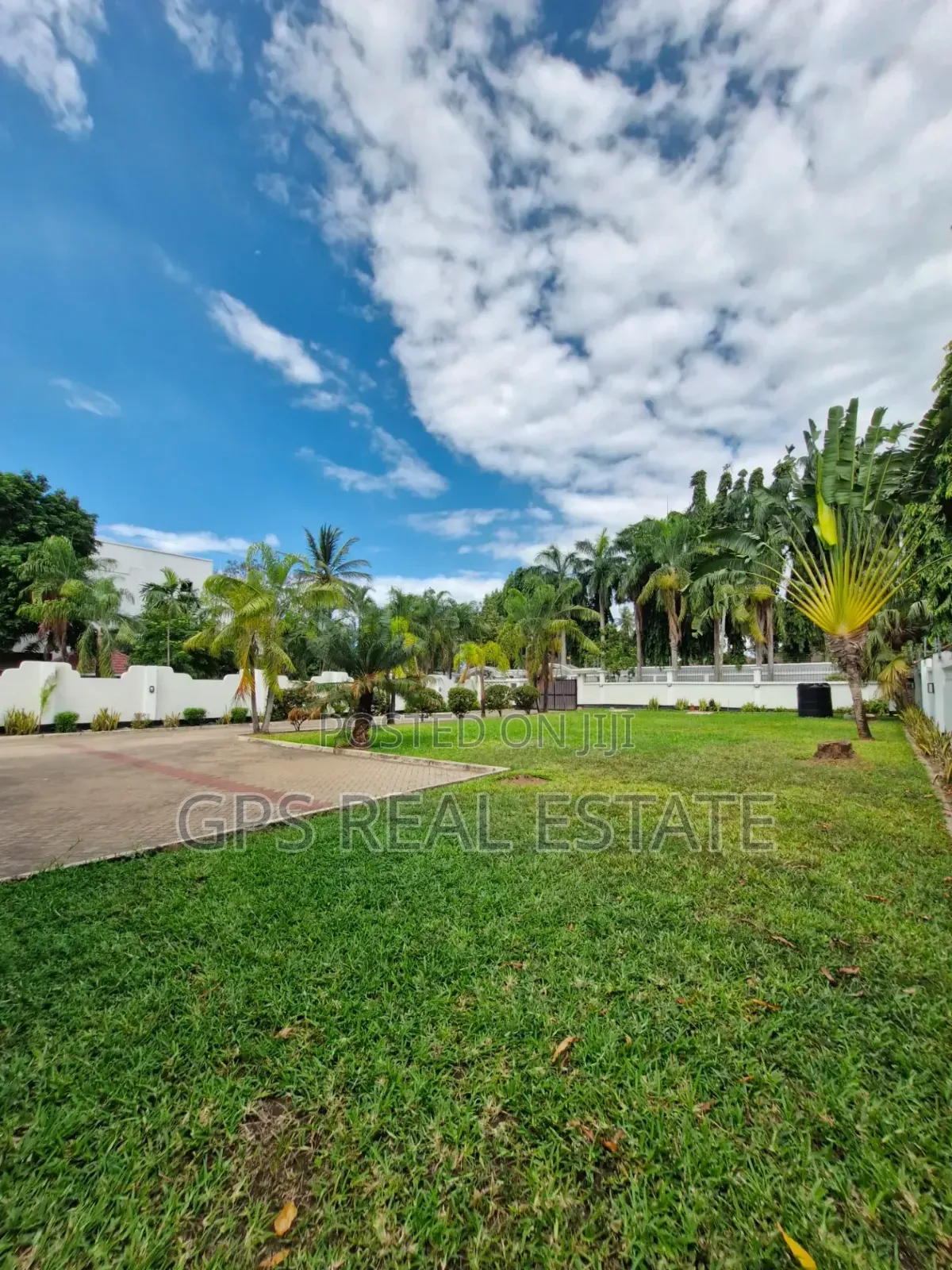Furnished 4bdrm House in Kawe Beach, Kinondoni for rent in Kinondoni