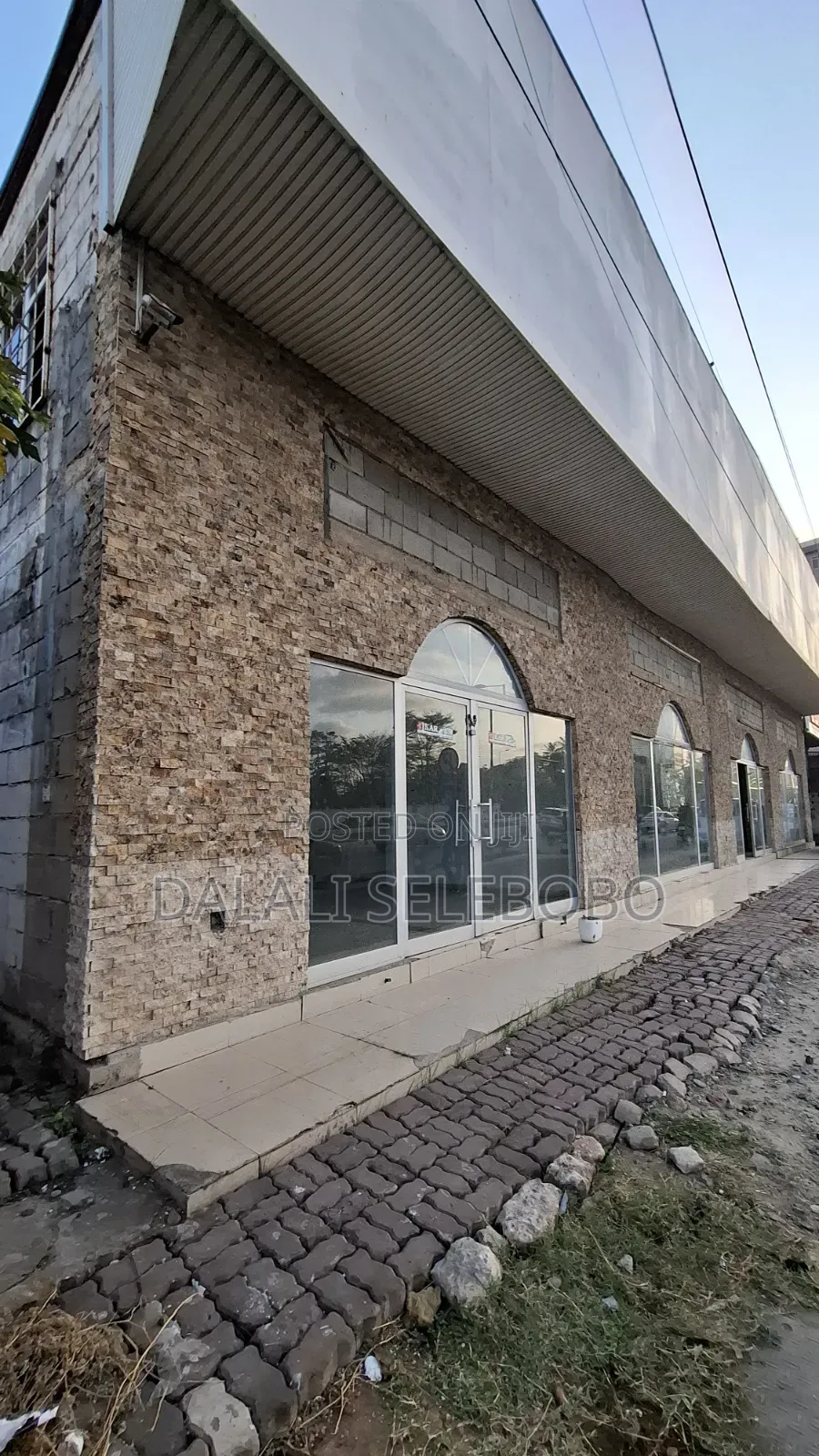 Big Space Area Investment at Makumbusho It Look at Tarmac in Kijitonyama