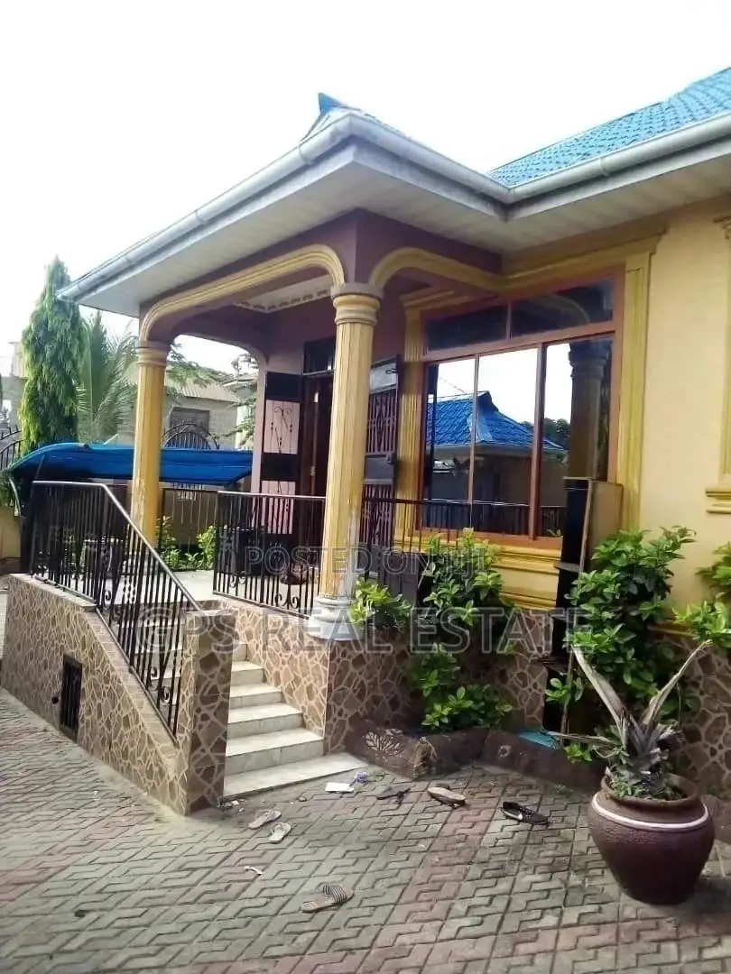 House for Sale Eeh in Tabata