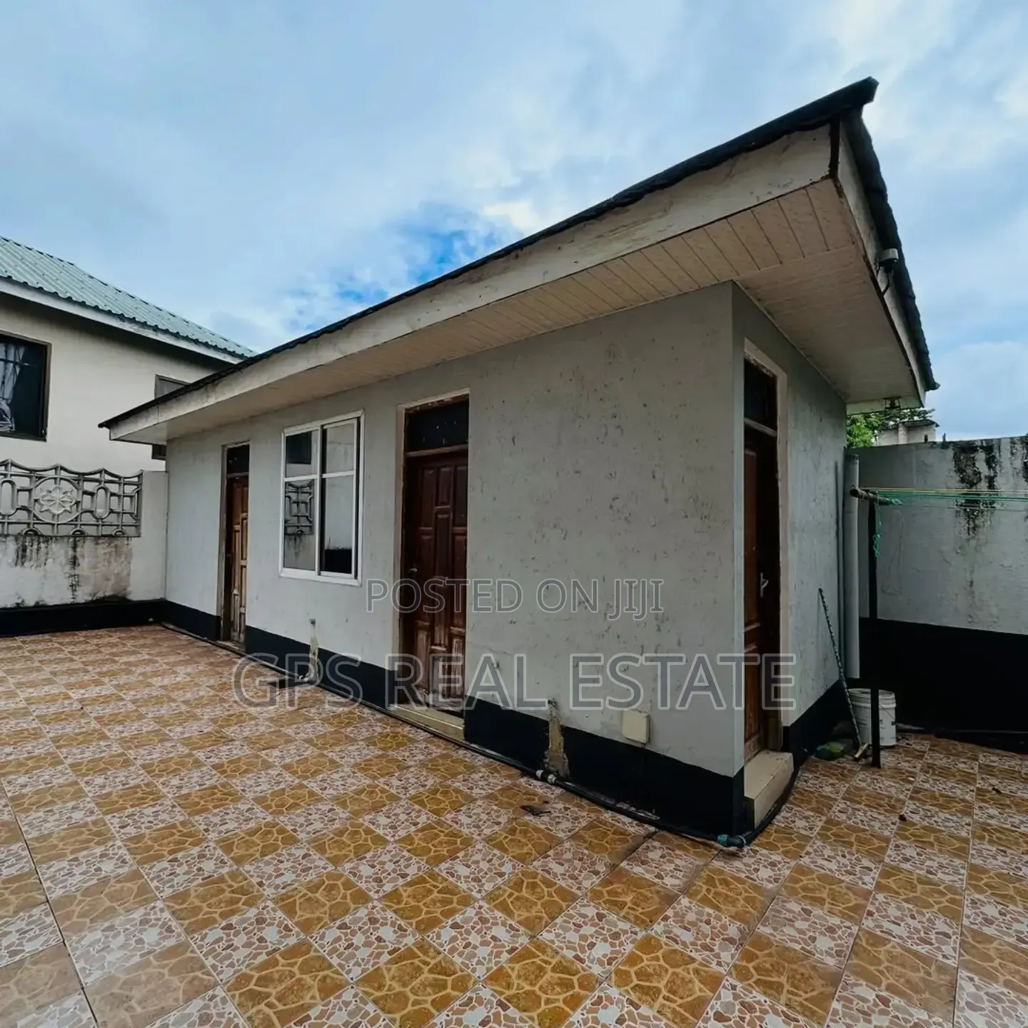 6bdrm House in Tabata Segerea Chama, Kinondoni for sale in Kinondoni